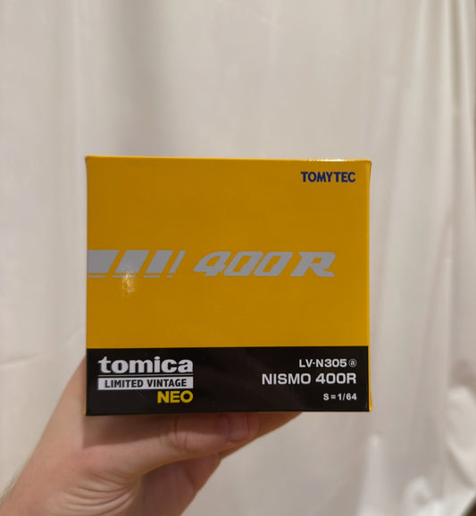 Tomica TLVN Nissan Skyline GT-R Nismo 400R