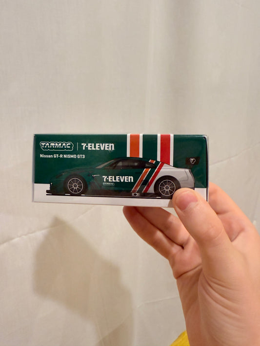 TARMAC WORKS 7-Eleven Nissan GT-R NISMO GT3 Taiwan Special Edition Pair VHTF