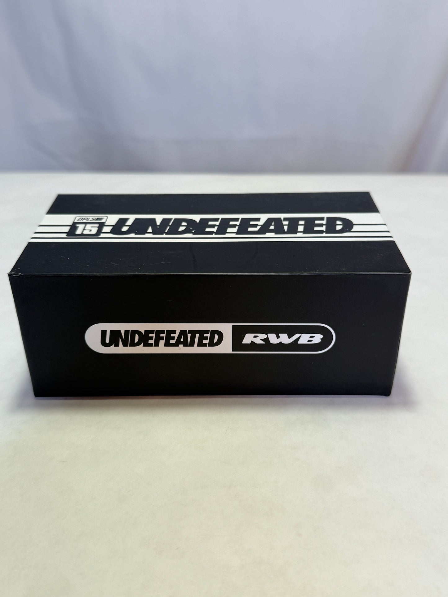 INNO64 DPLS TASKL UNDEFEATED Porsche RWB 993 Black Limited