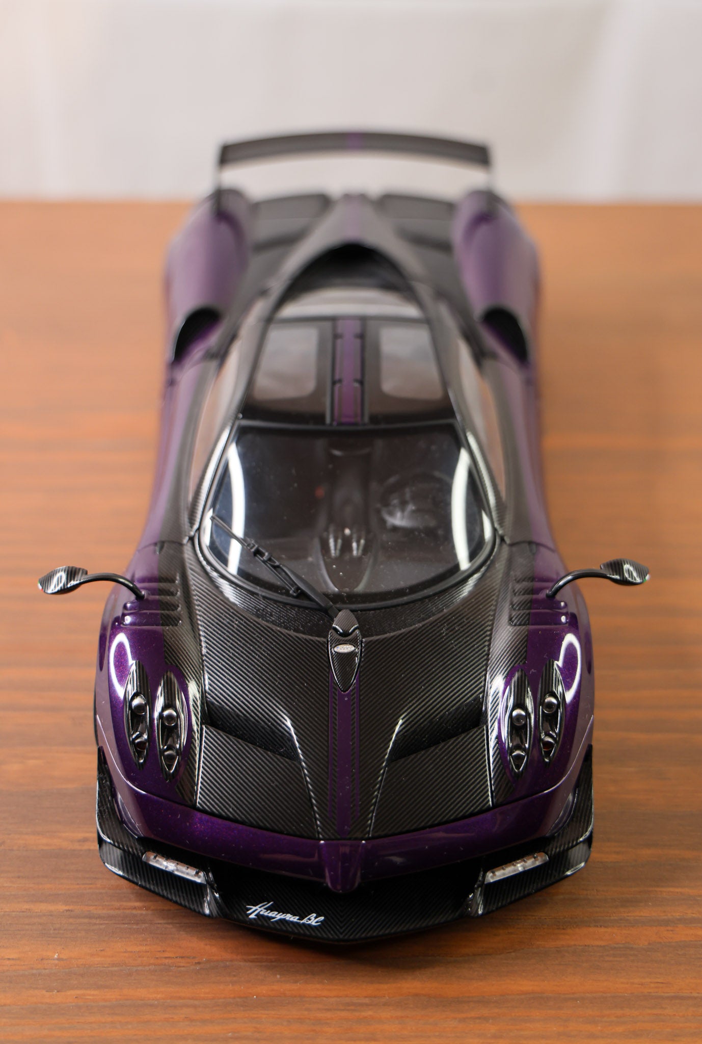 1/18 AutoArt Pagani Huayra BC Designo Viola & Carbon