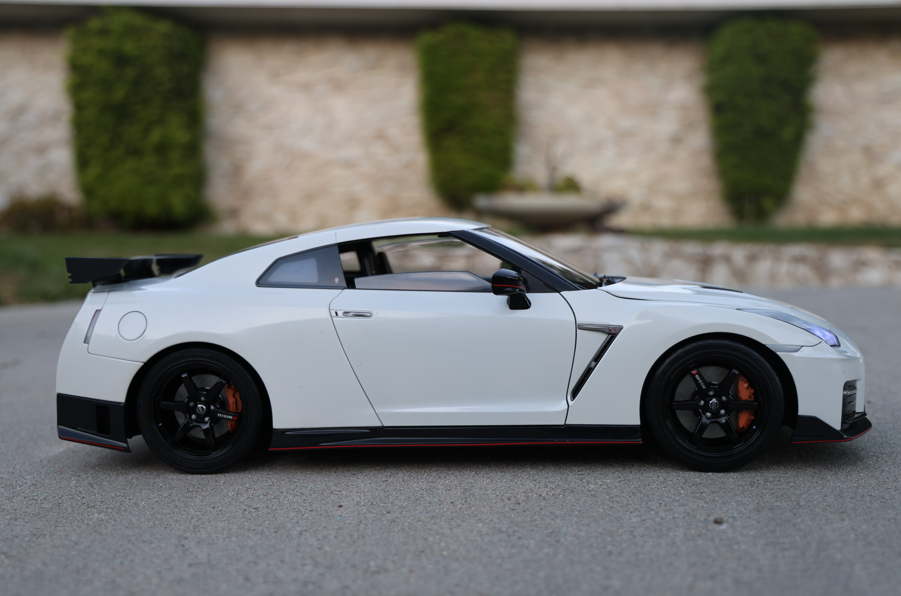 1/8 Nissan R35 GTR Nismo