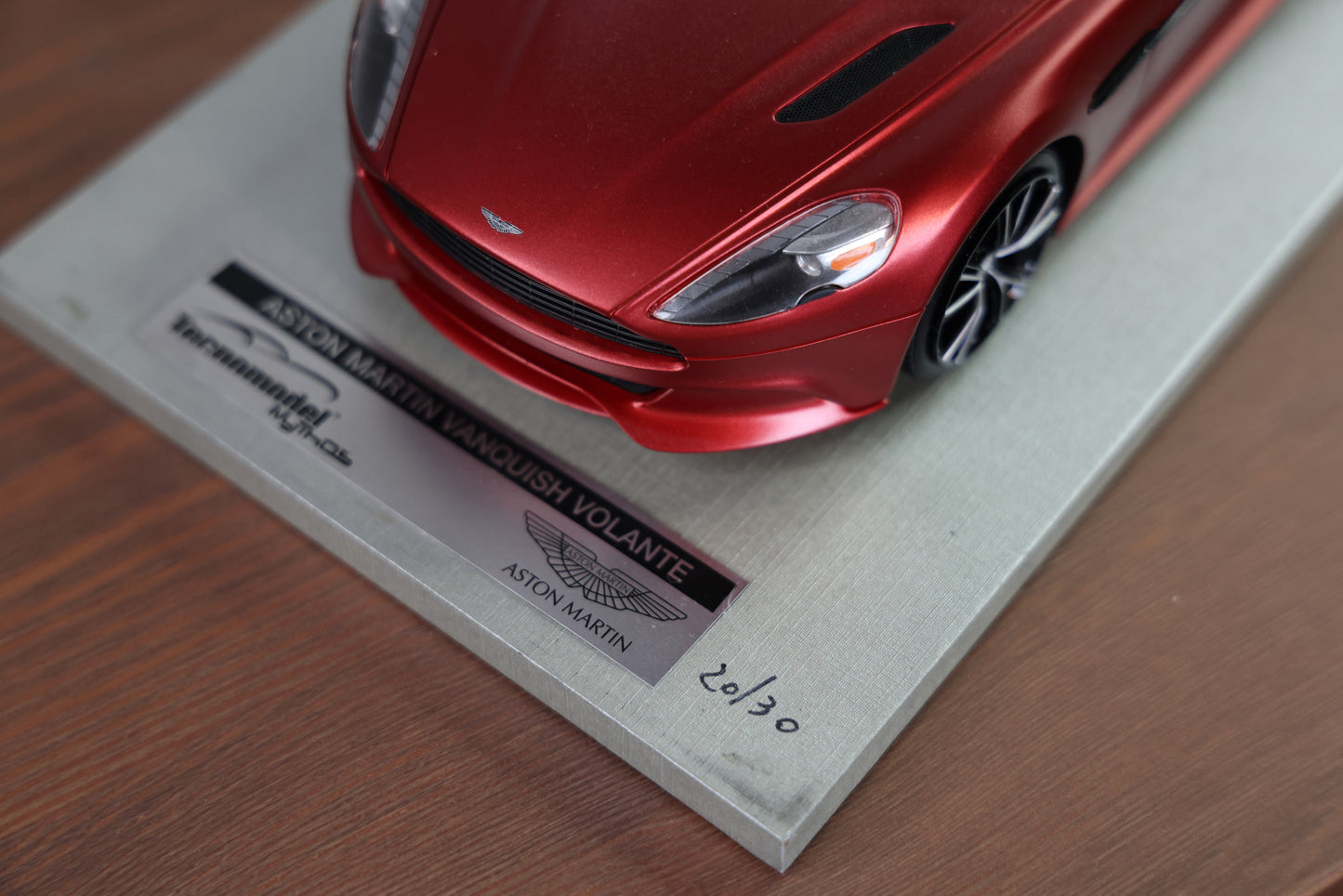 1/18 Tecnomodel Aston Martin Vanquish Volante
