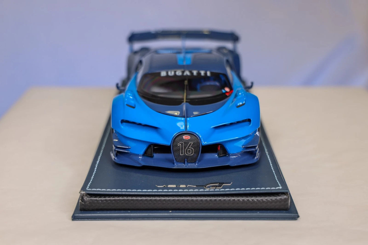 MR Collection 1:18 Bugatti Vision GT Resin Model Car
