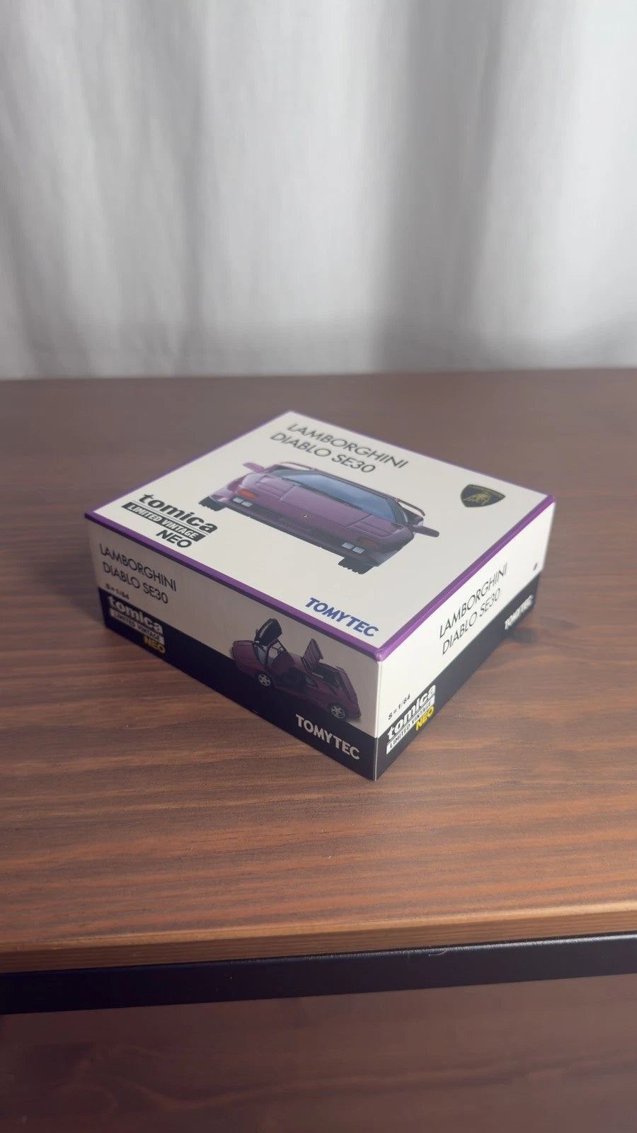 1/64 TLVN Tomica Limited Vintage Lamborghini Diablo SE30 Purple