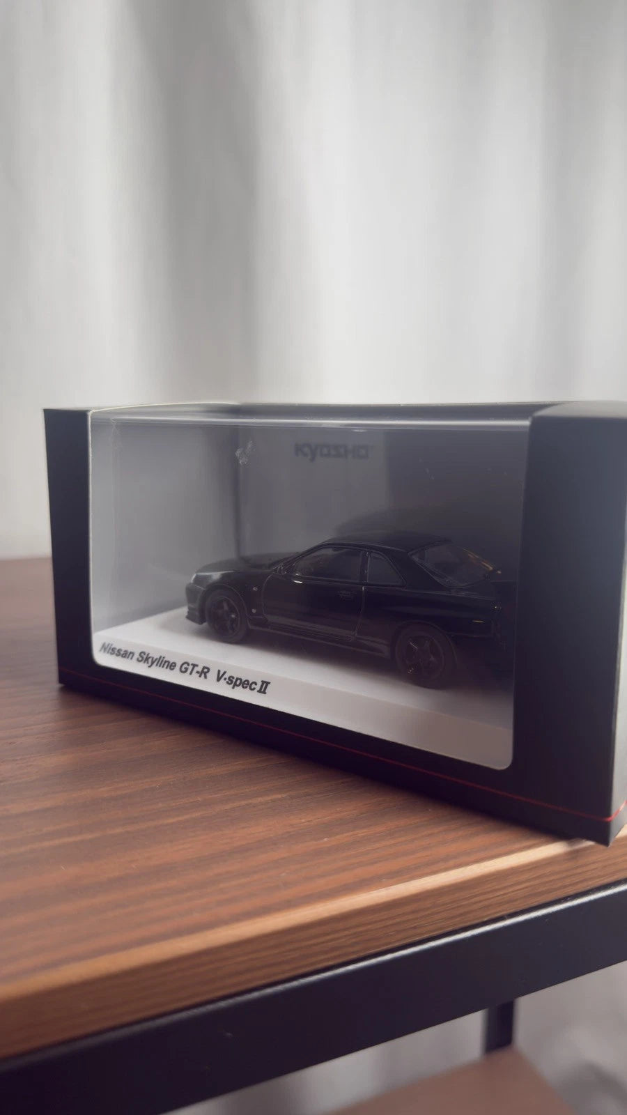Kyosho 1/43 Nissan Skyline R34 GT-R V Spec II Black Pearl Diecast Model