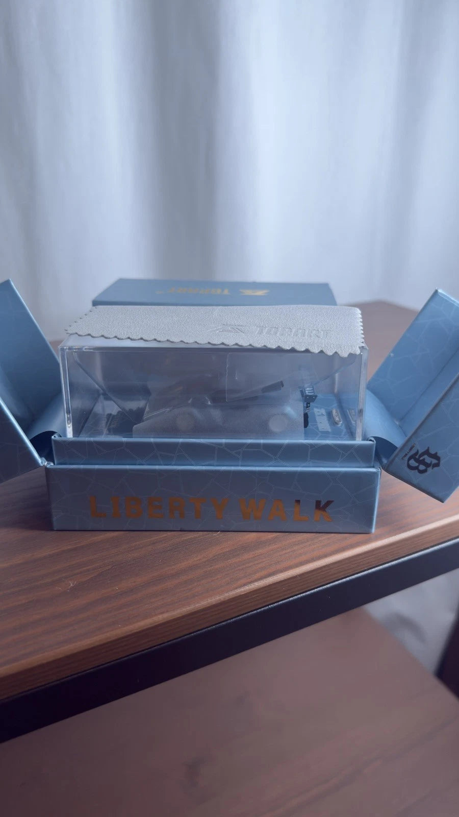 TOPART 1/64 Lamborghini Countach LBWK Ice Blue Opening Parts TMCS 2026 NEW
